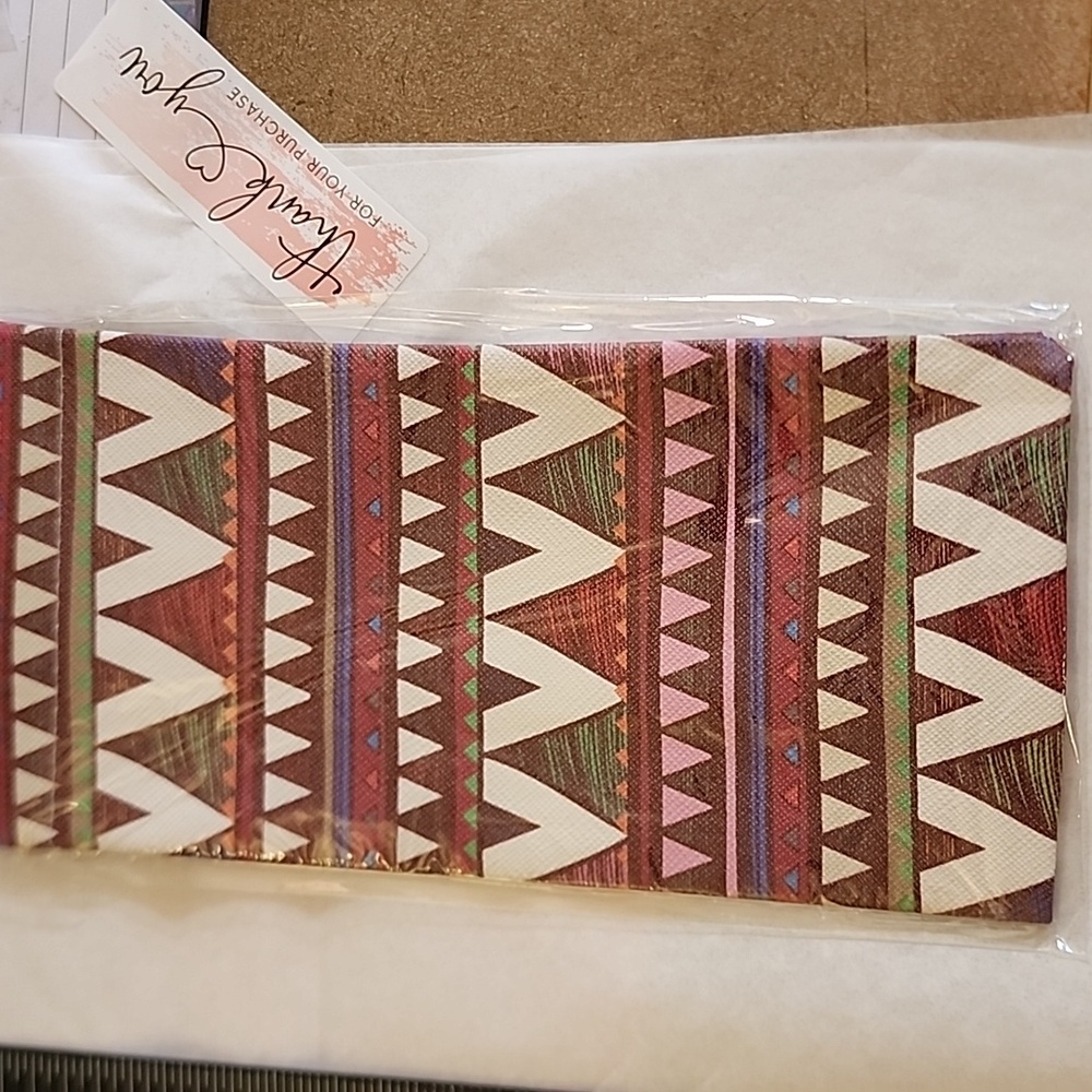 Sunglass EYEGLASS CASE EXTRA LARGE CHEVRON PATTERN Tension Closure